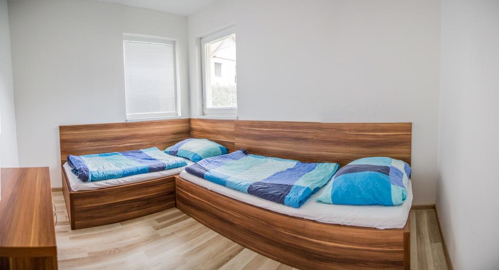오스트라비체 Apartman Zlatonka 게스트하우스 외부 사진